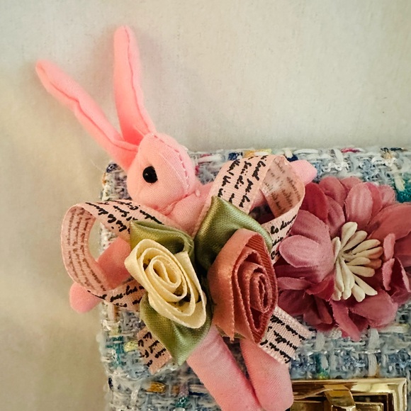 Chic Blue Tweed Floral Crossbody Bag - Picture 6 of 6